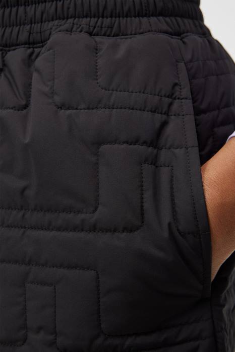 J.Lindeberg kvinner blomstrede shorts svart klær F8641697