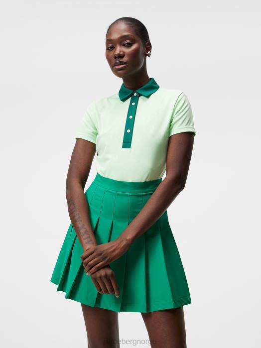 J.Lindeberg kvinner henrietta preget polo patina grønn klær F8641424