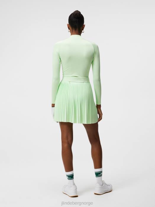 J.Lindeberg kvinner som en kompresjonstopp patina grønn klær F8641483