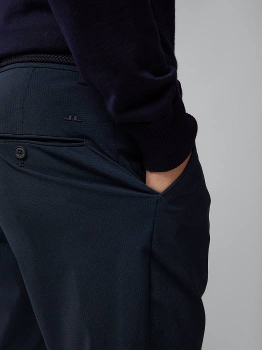 J.Lindeberg menn vent slim golfshorts marinen klær F864491