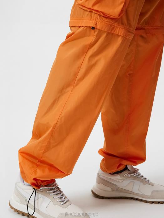 J.Lindeberg menn glossa nylon cargo bukser russet oransje klær F8641136