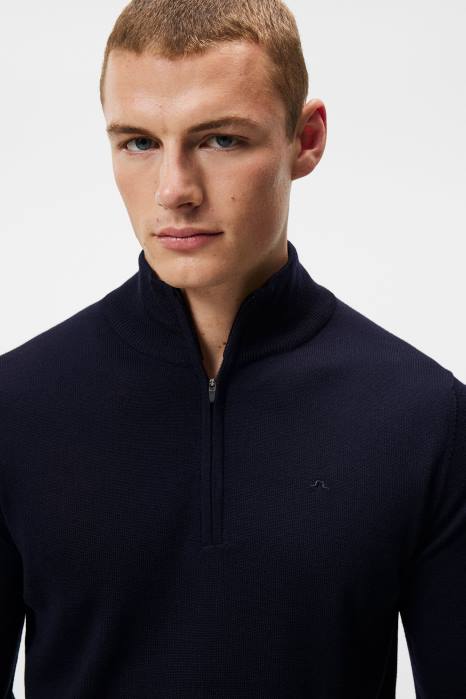 J.Lindeberg menn kiyan genser med kvart glidelås marinen klær F8641042