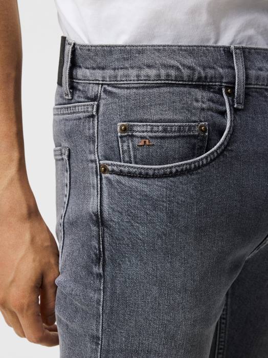 J.Lindeberg menn sedergrå vask jeans granittgrå klær F8641101